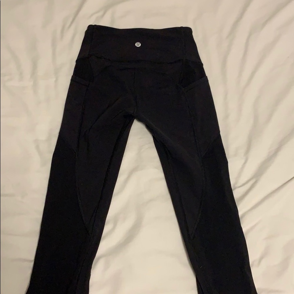 black lululemon leggings - Picture 4 of 5